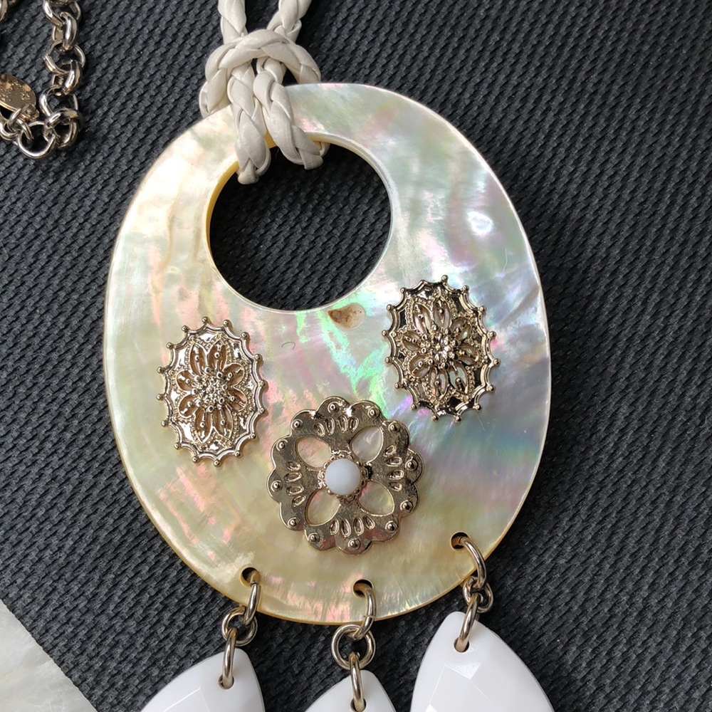 Vintage Necklace- Beads/Mother of Pearl/Faux/Silver Unique Chain - Picture 3 of 17